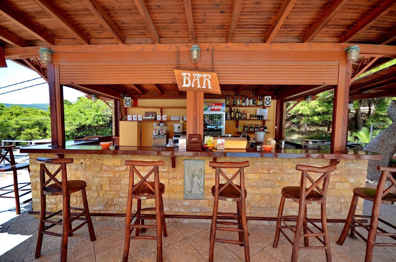 Hotel Magda Agia Marina  Экстерьер фото